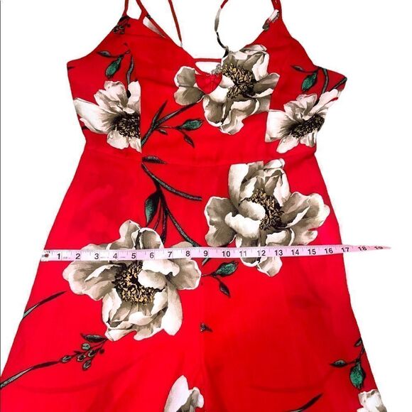 Forever 21 Magnolia Print Red Strappy Wide Leg Jumpsuit Size Medium - Picture 7 of 14